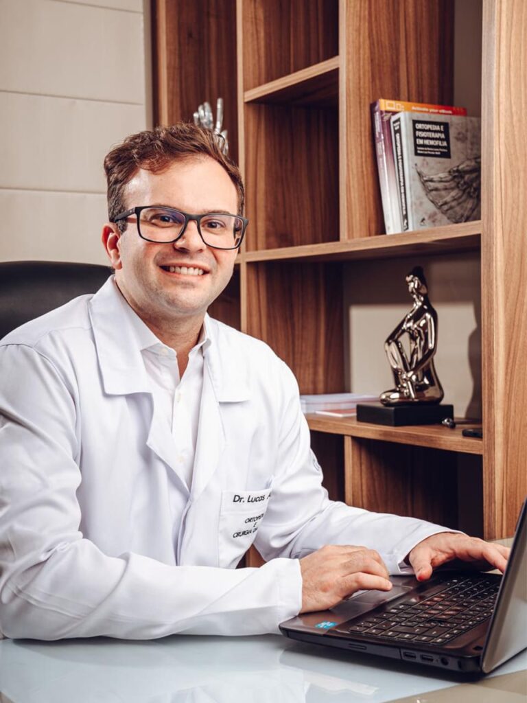 dr-lucas-delunardo-acerbi